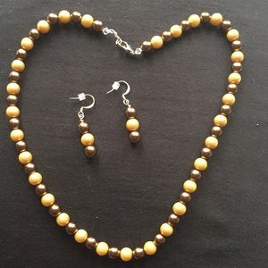 New 10 1/2” Faux Pearl Necklace w/ Earrings